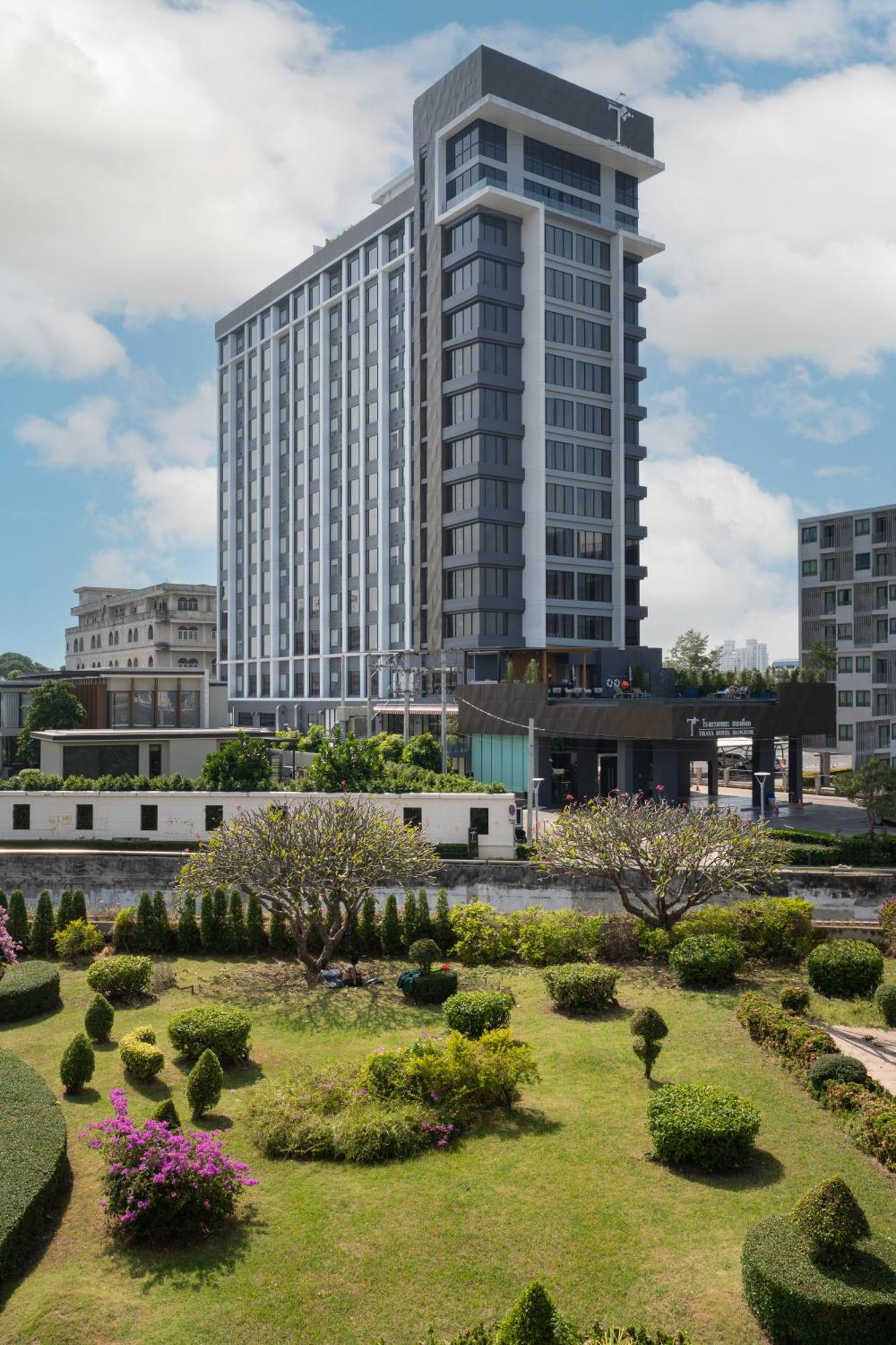 Thaya Hotel Bangkok Exterior foto
